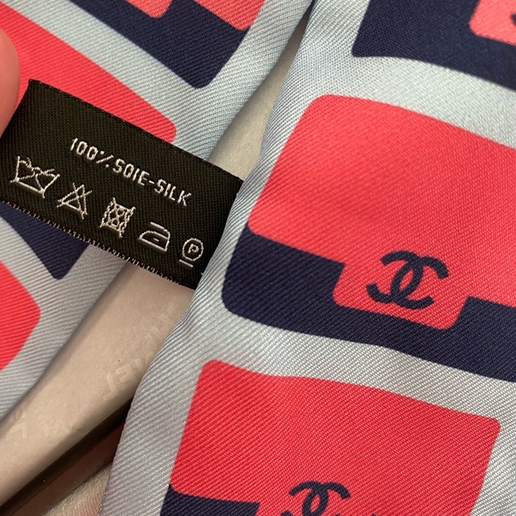 BRAND NEW Chanel Bandeau Scarf, 21K - Picture 12 of 16